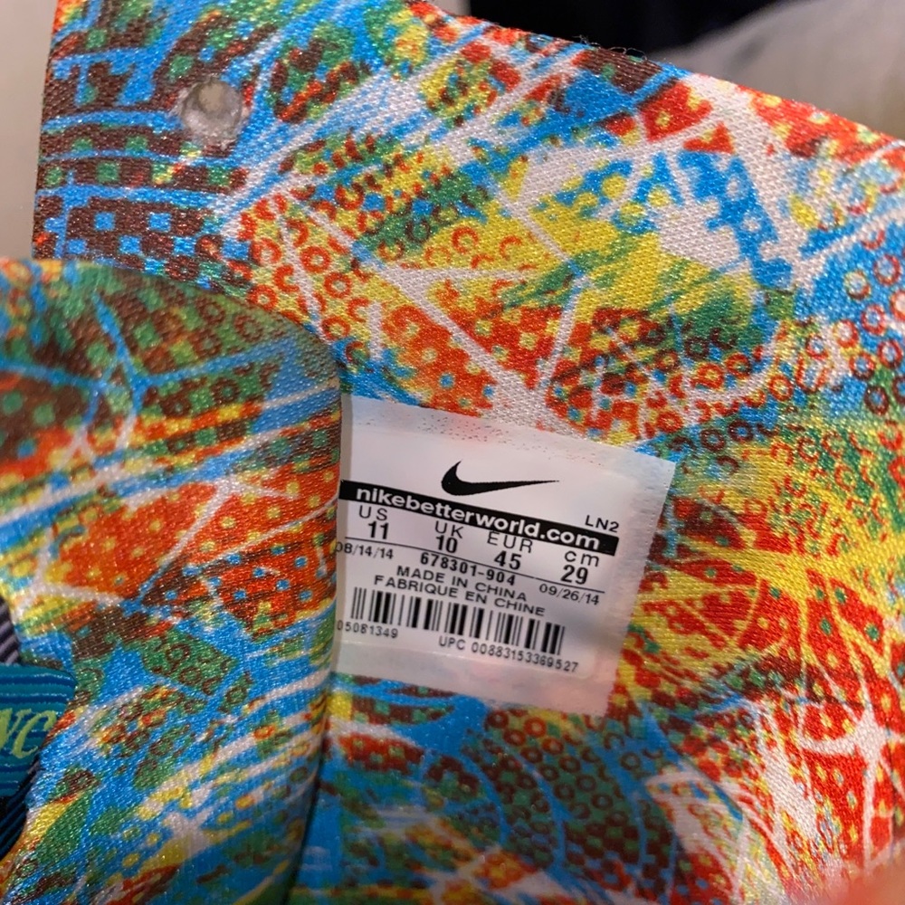 “What The” Kobe 9 - Picture 6 of 7